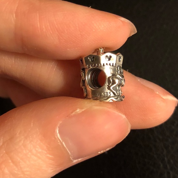 Authenticity check 1 - Picture 3 of 8